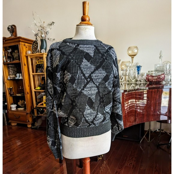 Vintage Sasson Women's Abstract Pattern Winter Sweater.  Sz S - Picture 5 of 14